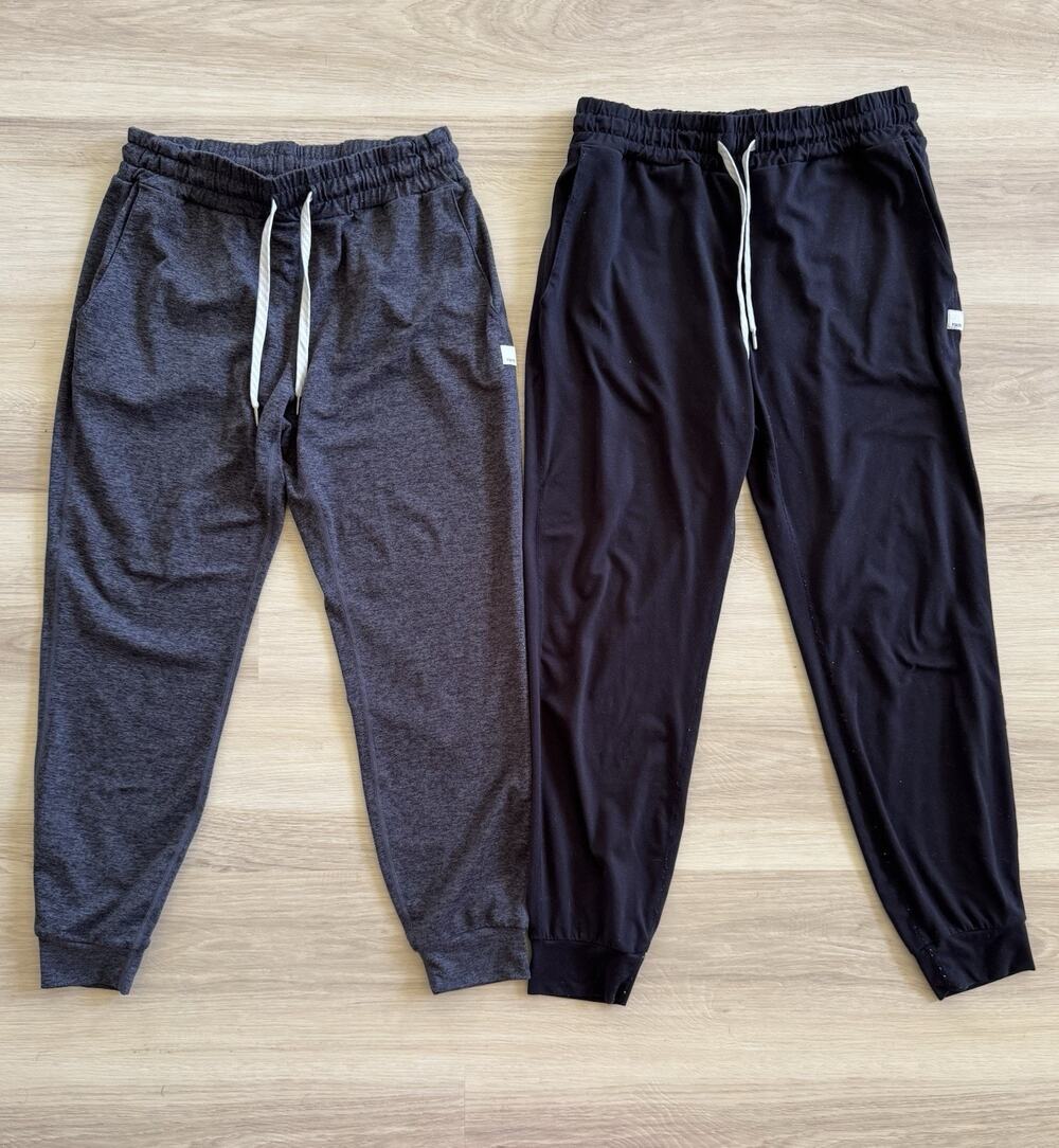 Vuori Performance Joggers Women XS Black & Charcoal Heather Bundle/ Lot Of 2